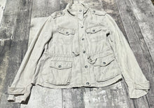 Load image into Gallery viewer, Talula cream light jacket - Hers size XS
