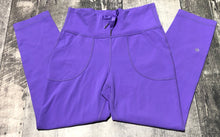 Load image into Gallery viewer, lululemon purple crop leggings - Her size 6
