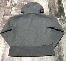 Load image into Gallery viewer, lululemon grey hoodie - Hers size approx S
