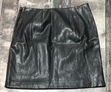 Load image into Gallery viewer, Talbots black fake leather skirt - Hers size 4
