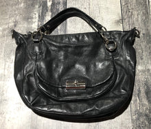 Load image into Gallery viewer, Coach black medium purse
