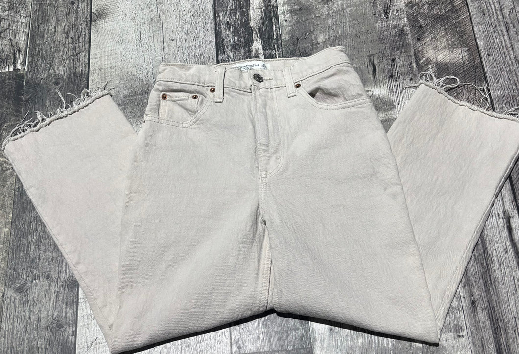Abercrombie & Fitch beige straight leg high rise jeans - Hers size 000
