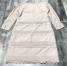 Load image into Gallery viewer, Banana Republic light pink long sleeve dress - Hers size 0

