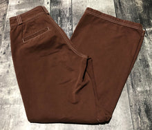 Load image into Gallery viewer, Sunday Best brown high rise pants - Hers size 2
