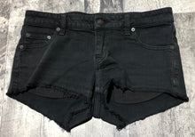 Load image into Gallery viewer, Talula black low rise shorts - Hers size 27
