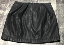 Load image into Gallery viewer, Free People black fake leather skirt - Hers size 10
