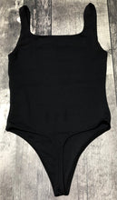 Load image into Gallery viewer, Babaton black body suit - Hers size S
