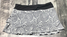 Load image into Gallery viewer, lululemon grey/white/black athletic skort - Hers size 8
