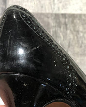 Load image into Gallery viewer, Kate Spade black heels - Hers size 9.5
