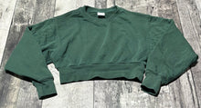 Load image into Gallery viewer, TNA greet crop sweater - Hers size S
