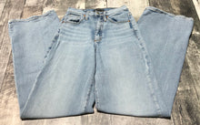 Load image into Gallery viewer, Silver Jean Co blue high rise jeans - Hers size 24

