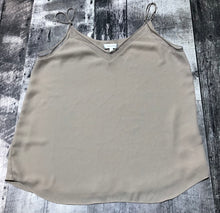 Load image into Gallery viewer, Babaton beige tank top blouse - Hers size S
