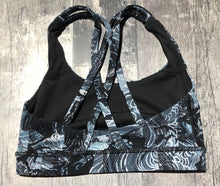 Load image into Gallery viewer, lululemon blue/navy sports bra - - Hers size 2
