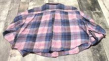 Load image into Gallery viewer, American Eagle purple/pink crop plaid button up - Hers size XL
