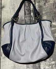 Load image into Gallery viewer, Coach blue/light blue purse

