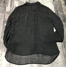 Load image into Gallery viewer, Diane von Furstenberg black/white sheer button up blouse - Hers size 6
