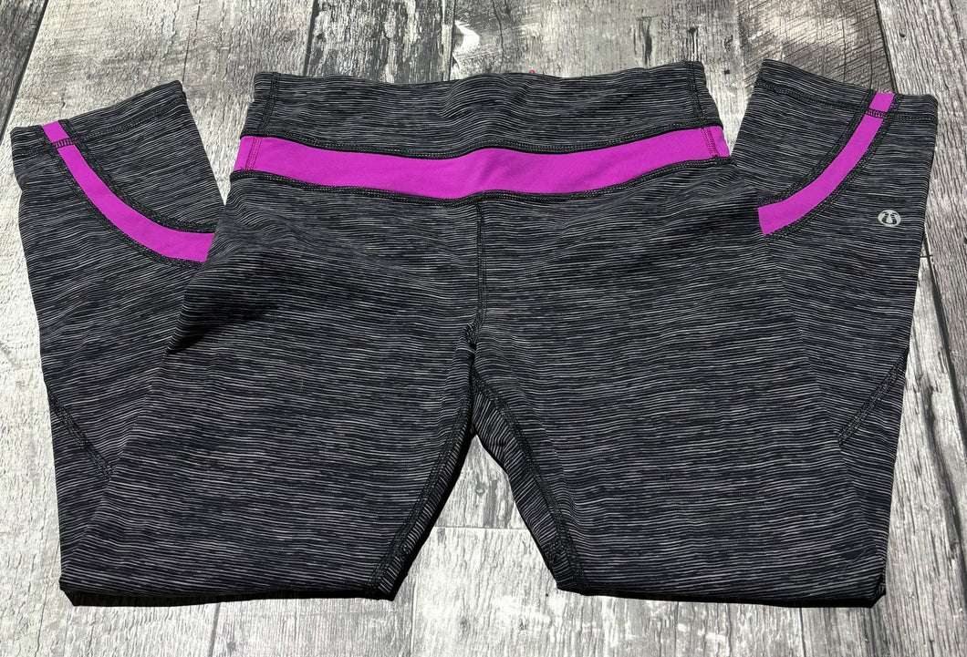 lululemon grey/purple capri - Hers size 4