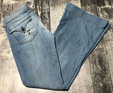 Load image into Gallery viewer, Hudson light blue mid rise flare jeans - Hers size 27
