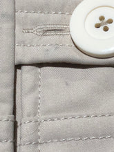 Load image into Gallery viewer, lululemon cream light jacket - Hers size 12

