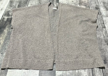 Load image into Gallery viewer, Community grey cardigan - Hers size XXS
