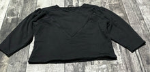 Load image into Gallery viewer, Joie black crop shirt - Her size M
