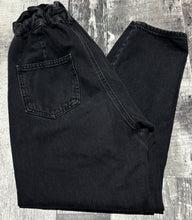 Load image into Gallery viewer, Zara black high waisted jeans - Hers size 2
