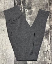 Load image into Gallery viewer, lululemon grey leggings - Hers size 6
