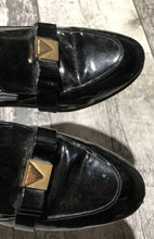 Load image into Gallery viewer, Michael Kors black/gold loafers - Hers size 8
