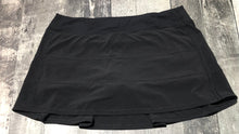 Load image into Gallery viewer, lululemon black skort - Hers size 12
