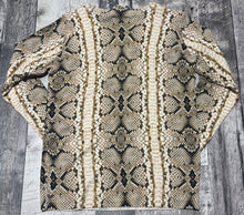 Load image into Gallery viewer, J.Crew green/cream long sleeve - Hers size M
