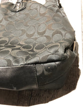 Load image into Gallery viewer, Coach black medium size purse
