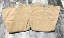 Load image into Gallery viewer, Levi’s khaki high rise corduroy pants - Hers size 26
