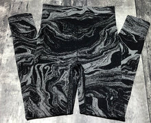 Load image into Gallery viewer, Athleta black/silver leggings - Hers size XS
