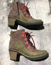 Load image into Gallery viewer, Josef Seibel brown/green/red heel boots - Hers size 41
