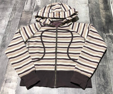 Load image into Gallery viewer, lululemon brown/cream/purple zip up hoodies - Hers size 8
