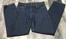 Load image into Gallery viewer, Banana Republic dark blue slim leg jeans - His size 28

