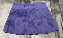 Load image into Gallery viewer, lululemon purple skirt - Hers size 2
