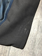 Load image into Gallery viewer, lululemon black/blue capri leggings - Hers size 8
