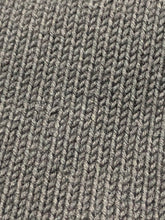 Load image into Gallery viewer, TNA white/navy crop sweater vest - Hers size XS
