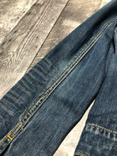 Load image into Gallery viewer, Talula blue crop denim jacket - Hers size XS
