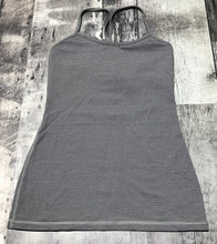 Load image into Gallery viewer, lululemon black/white tank top - Hers size 6

