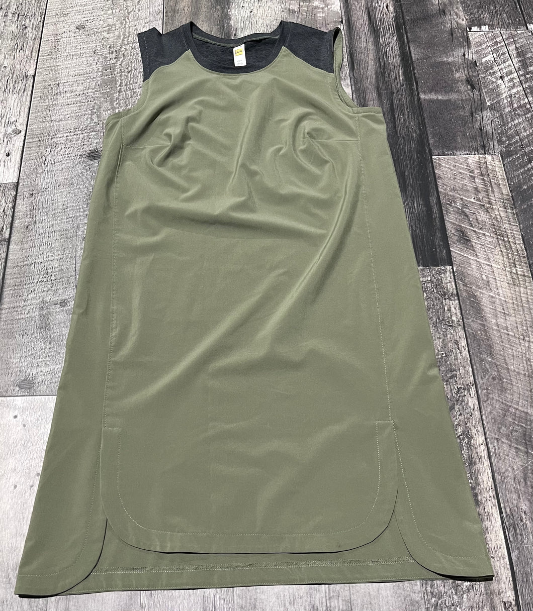 Lolë green/grey dress - Hers size XS