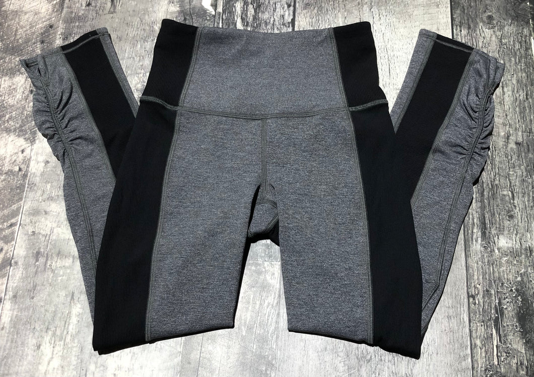lululemon black/grey leggings - Hers size 2