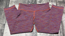 Load image into Gallery viewer, lululemon purple/orange capris - Hers size 4
