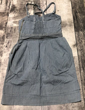 Load image into Gallery viewer, Wilfred blue/white short dress - Hers size 4

