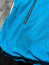 Load image into Gallery viewer, lululemon blue/black light jacket - Hers size 6
