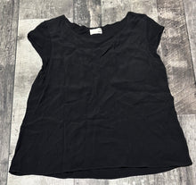 Load image into Gallery viewer, Wilfred Free black blouse - Hers size M
