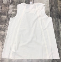 Load image into Gallery viewer, Athleta white athletic tank top - Hers size M
