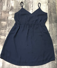 Load image into Gallery viewer, Babaton navy dress - Hers size S
