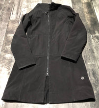 Load image into Gallery viewer, lululemon black long light jacket - Hers size approx S
